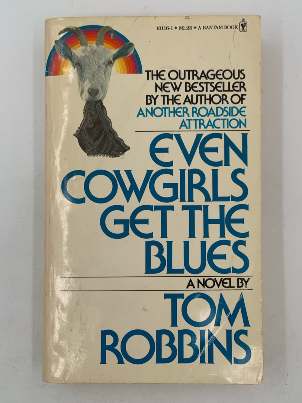 🌹New Listing🌹GUC Even Cowgirls Get the Blues: A Novel - by Tom Robbins
